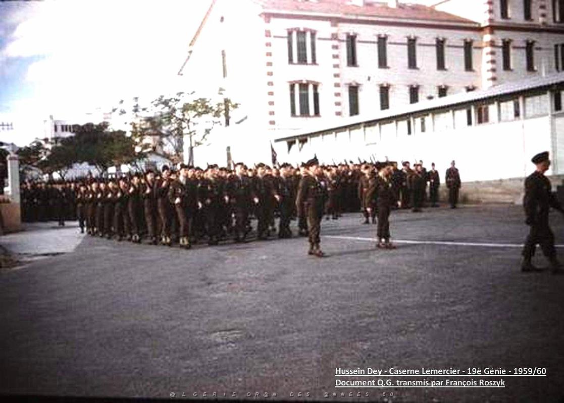 18 - 1959 defile.JPG